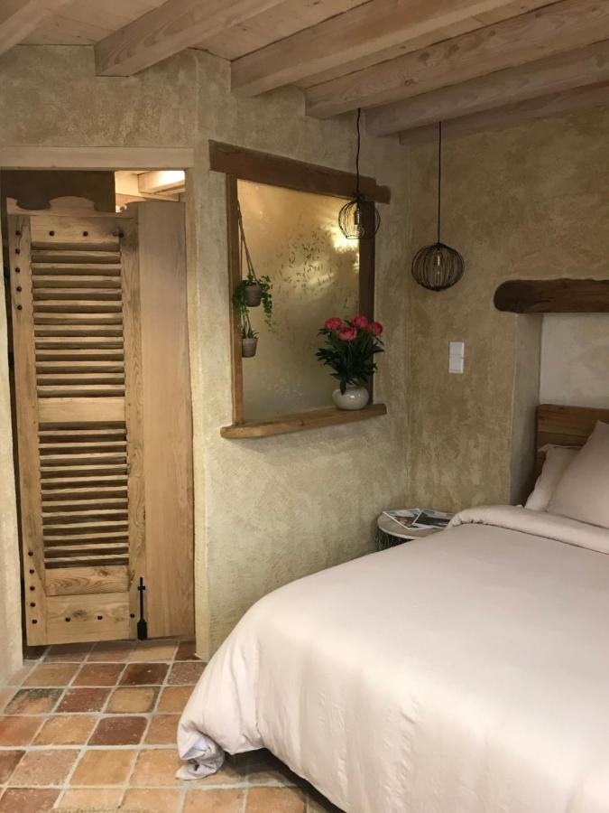 Chambre Les Marguerites Cluny Eksteriør bilde